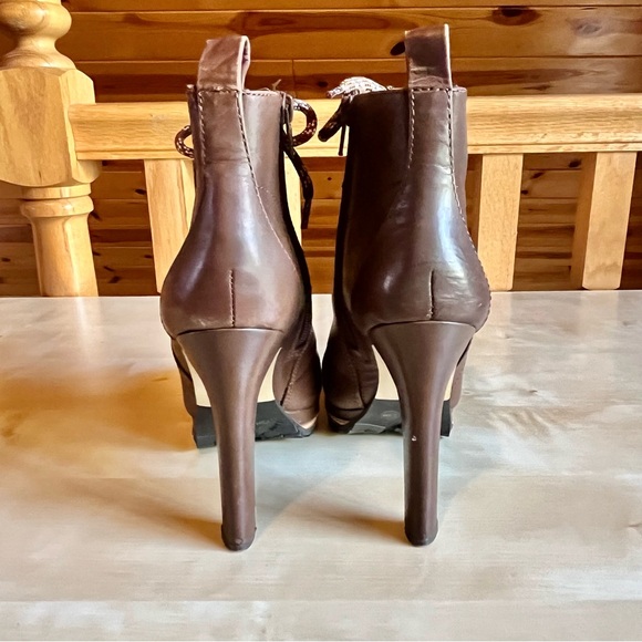 Gianni Bini Women's Lace Up Brown Leather Stiletto Heel Hiking Booties Size 7 - Picture 6 of 10